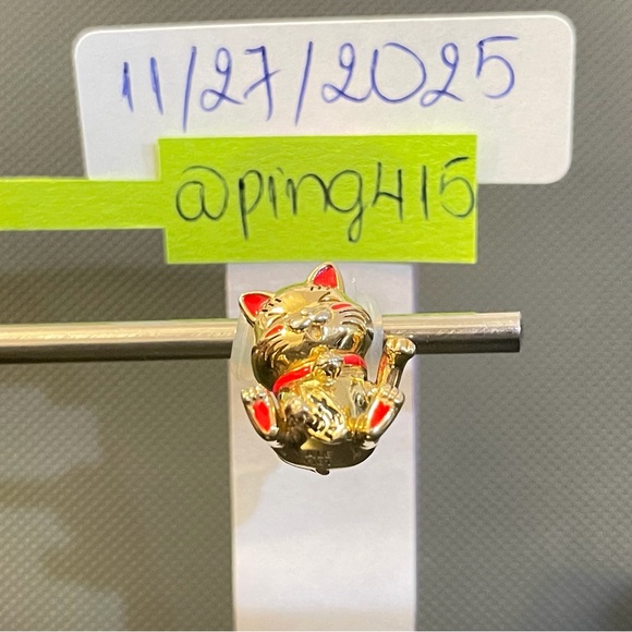Pandora Cute Fortune Cat Charm - Picture 2 of 14